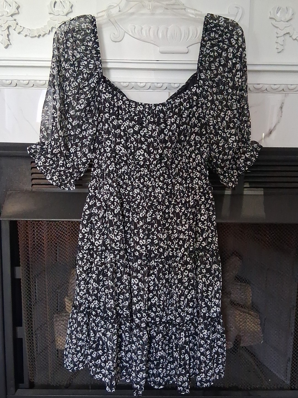 Trixxi Black and White Floral Square-Neck Midi Dress